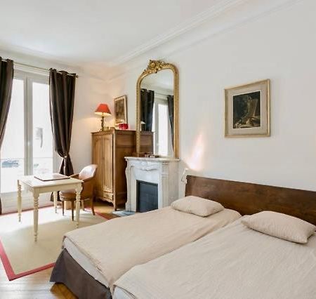 Charming Bedroom Párizs Kültér fotó